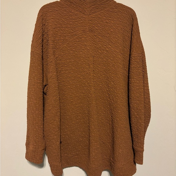 Lululemon Pullover Size 12 - Picture 3 of 3